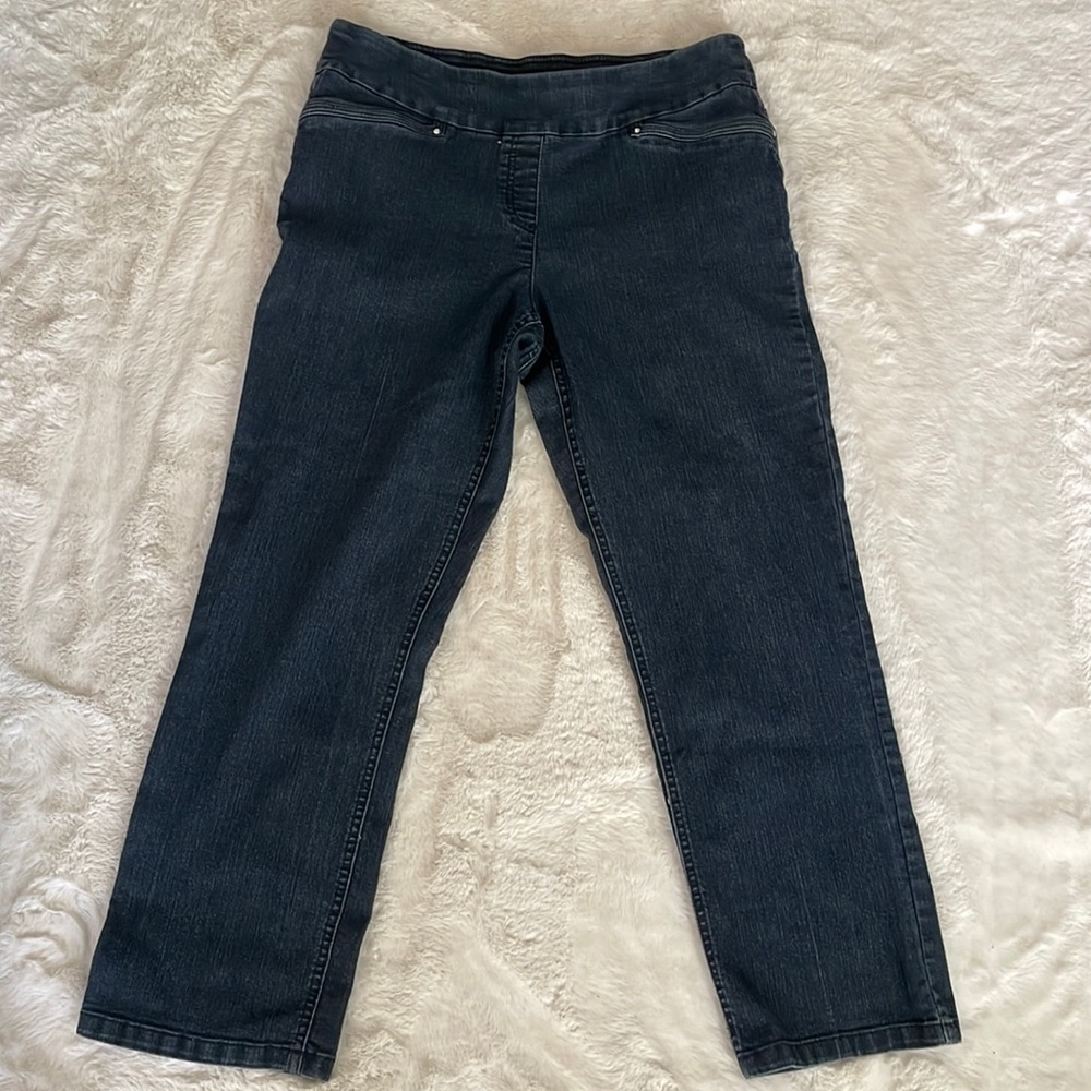 Bejeweled Pockets Jeans